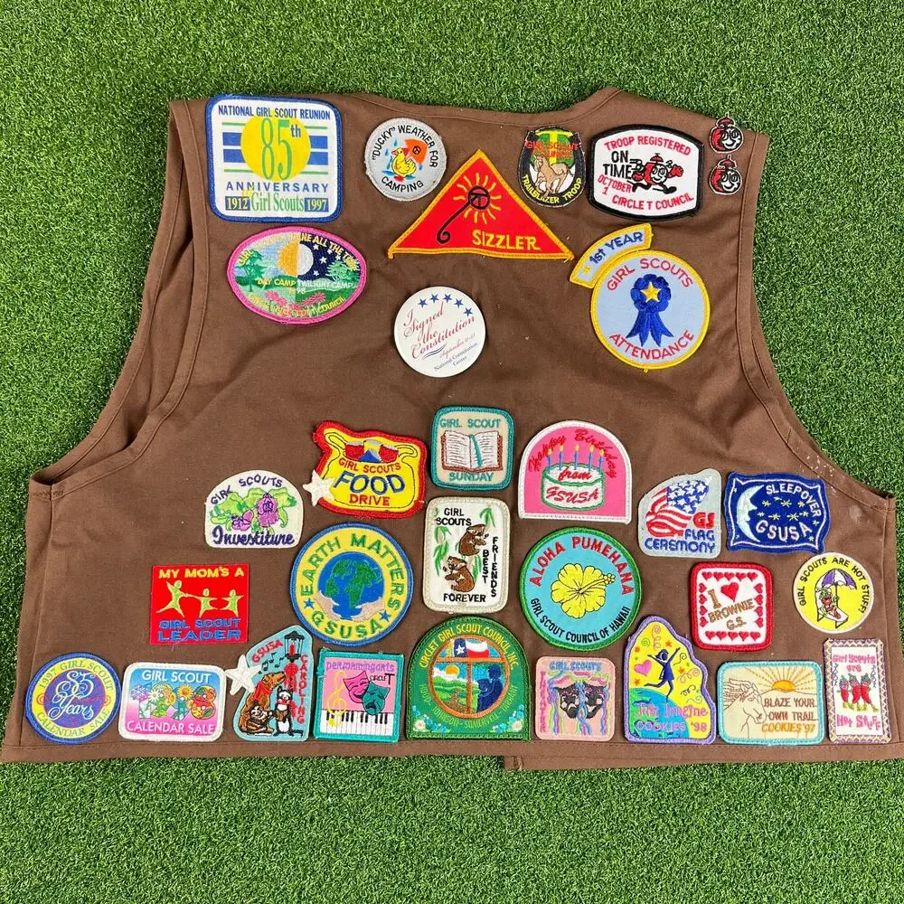 Vintage 90s Girl Scouts Brownie Vest with Patches Circle T Council Sz L 16-18+